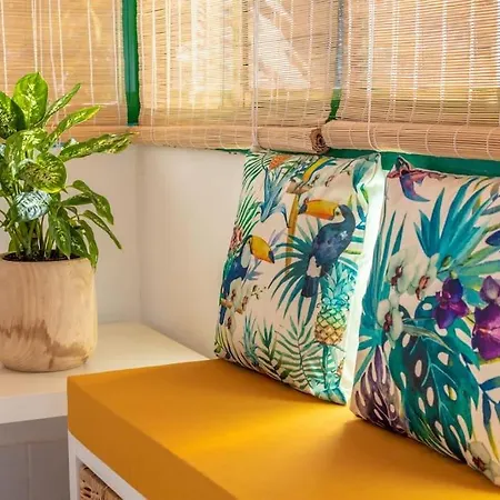 San Fermin 232 - By Az Апартаменты