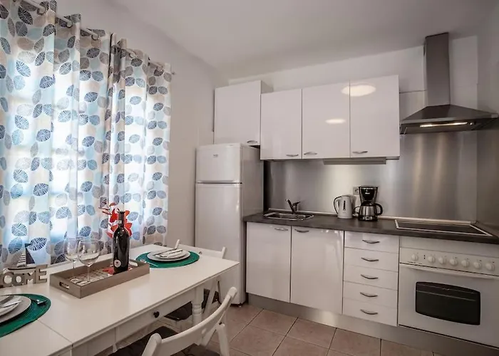 San Fermin 232 - By Az Appartamento